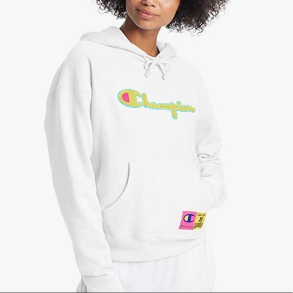 Champion Tops - Champion Reverse Weave Pullover Hoodie. Medium.